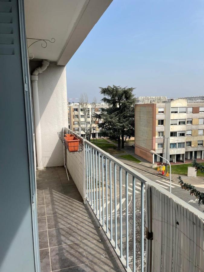Le Parilly- Appartement 3 Chambres-Parc Parilly Bron Ngoại thất bức ảnh
